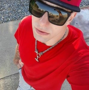 Meet your Posher, Pauly